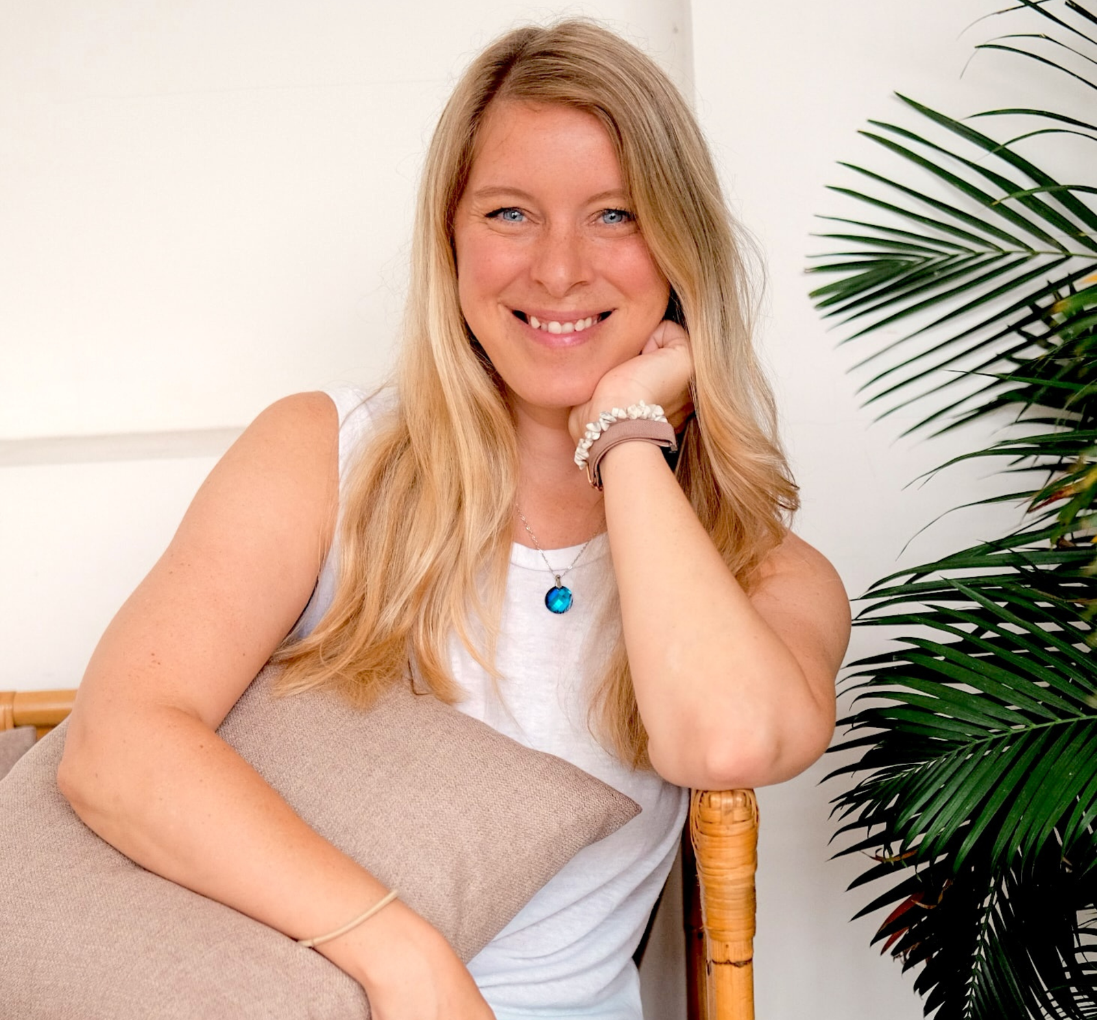Andrea Morrison - Dream Interpretation, Intuitive Guidance, and Manifestation Sessions - Sunday, June 28 - In Store